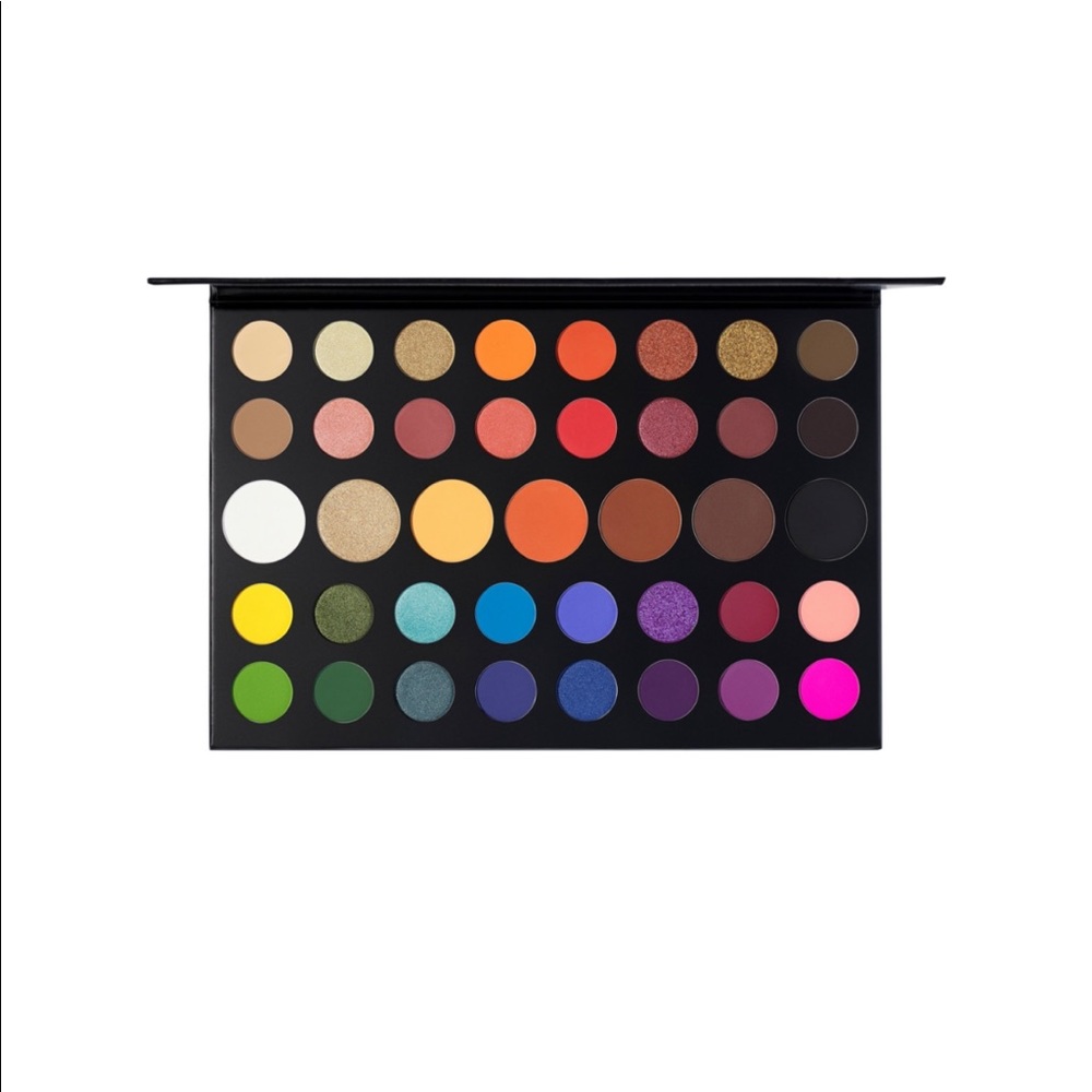 James Charles morphe makeup palette